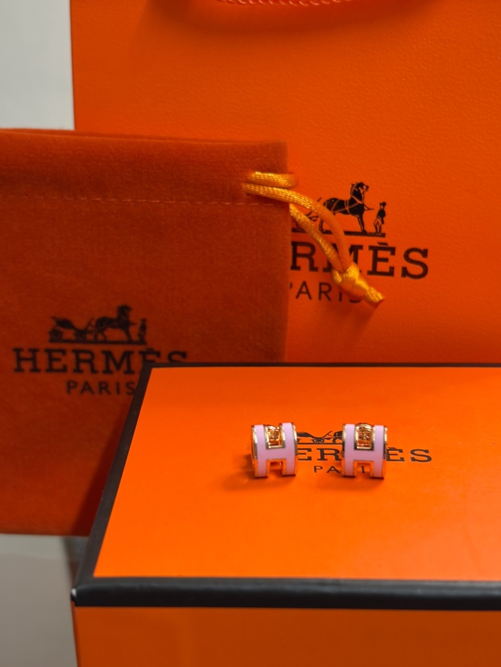 Hermes - Picture 5 of 11